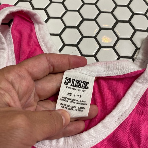 Pink Victoria’s Secret tank top size XS - Picture 2 of 3